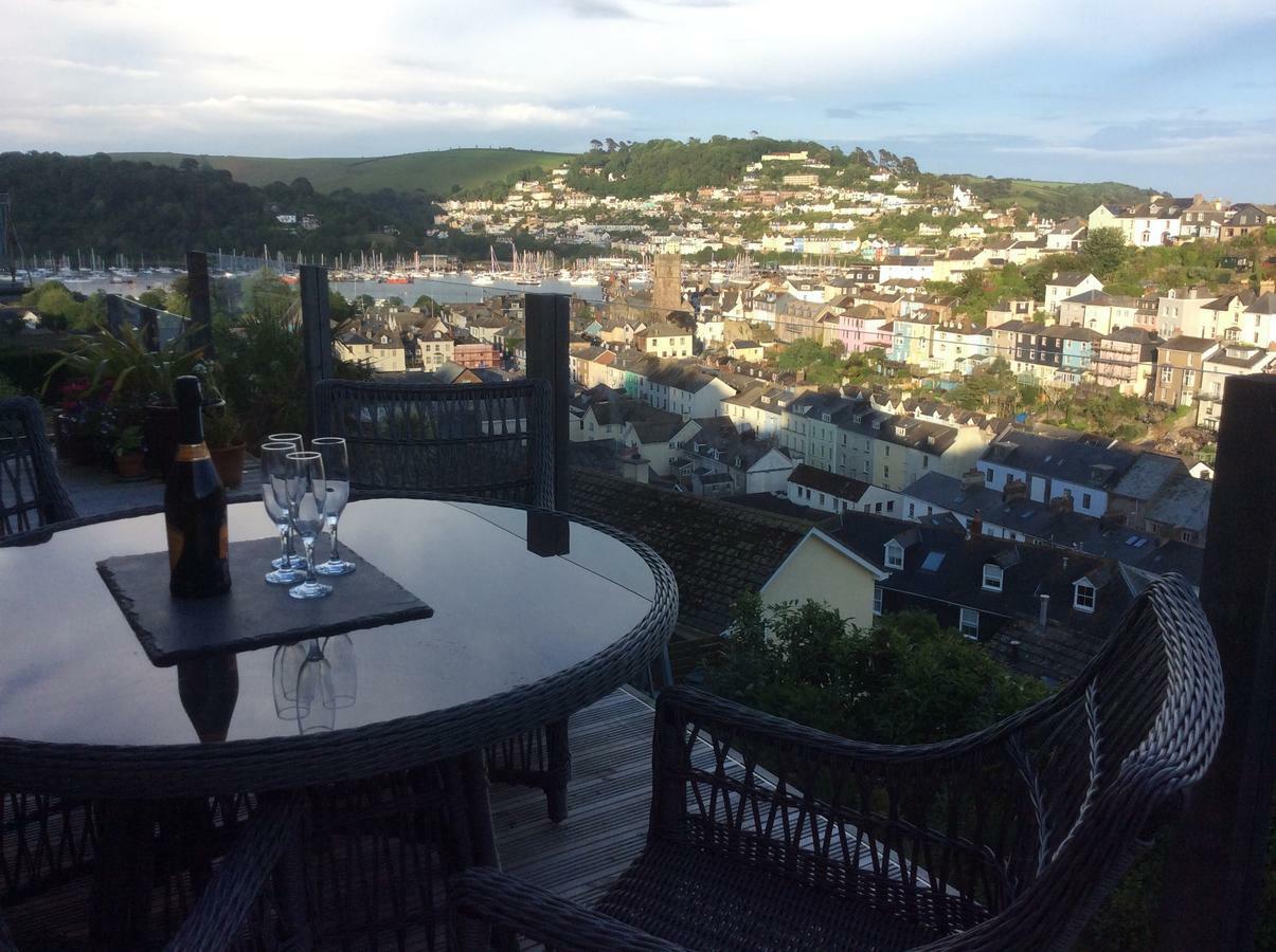 Compass Rose Bed & Breakfast Dartmouth Ngoại thất bức ảnh